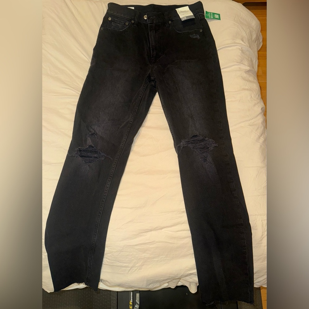 GAP NWT HIGH RISE CHEEKY STRAIGHT DISTRESSED JEANS
